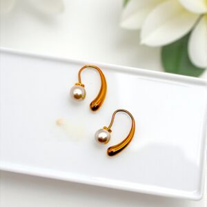 PEARL WATERDROP EARRINGS