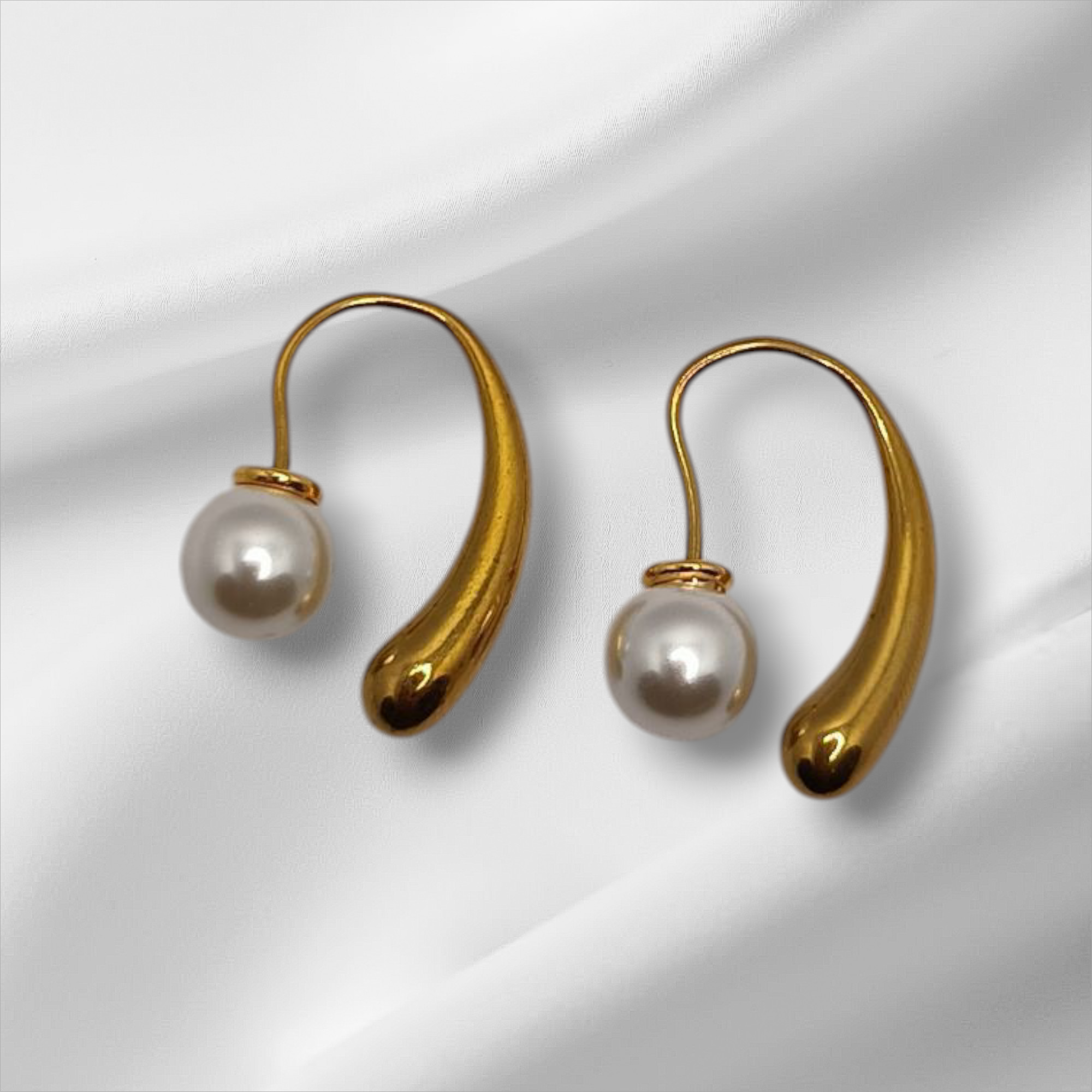 PEARL WATERDROP EARRINGS - Image 3